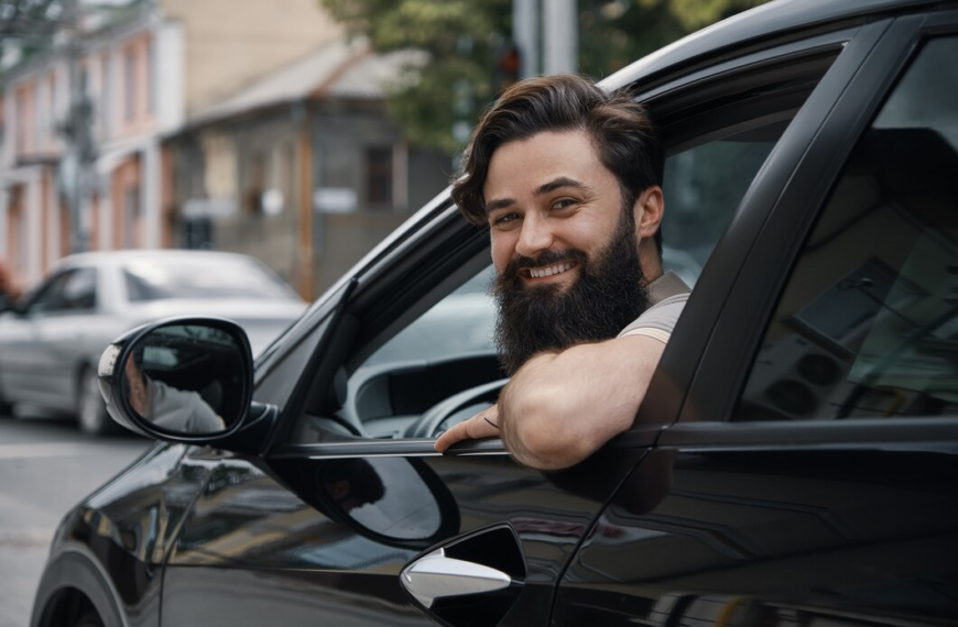 How to Build Financial Stability as a Full-Time Uber or Gig Driver